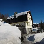 Sport 招待所 Špindlerŭv Mlýn
